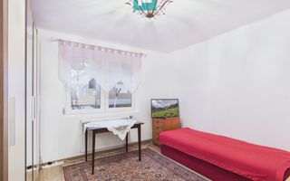 Casă 2 corpuri și 5 camere ultracentral în Curtici - Poză 9