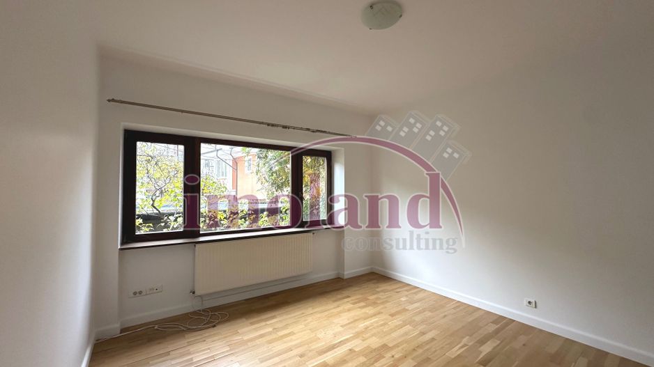 Vanzare Parter Inalt in Vila - Primaverii - Poză 2