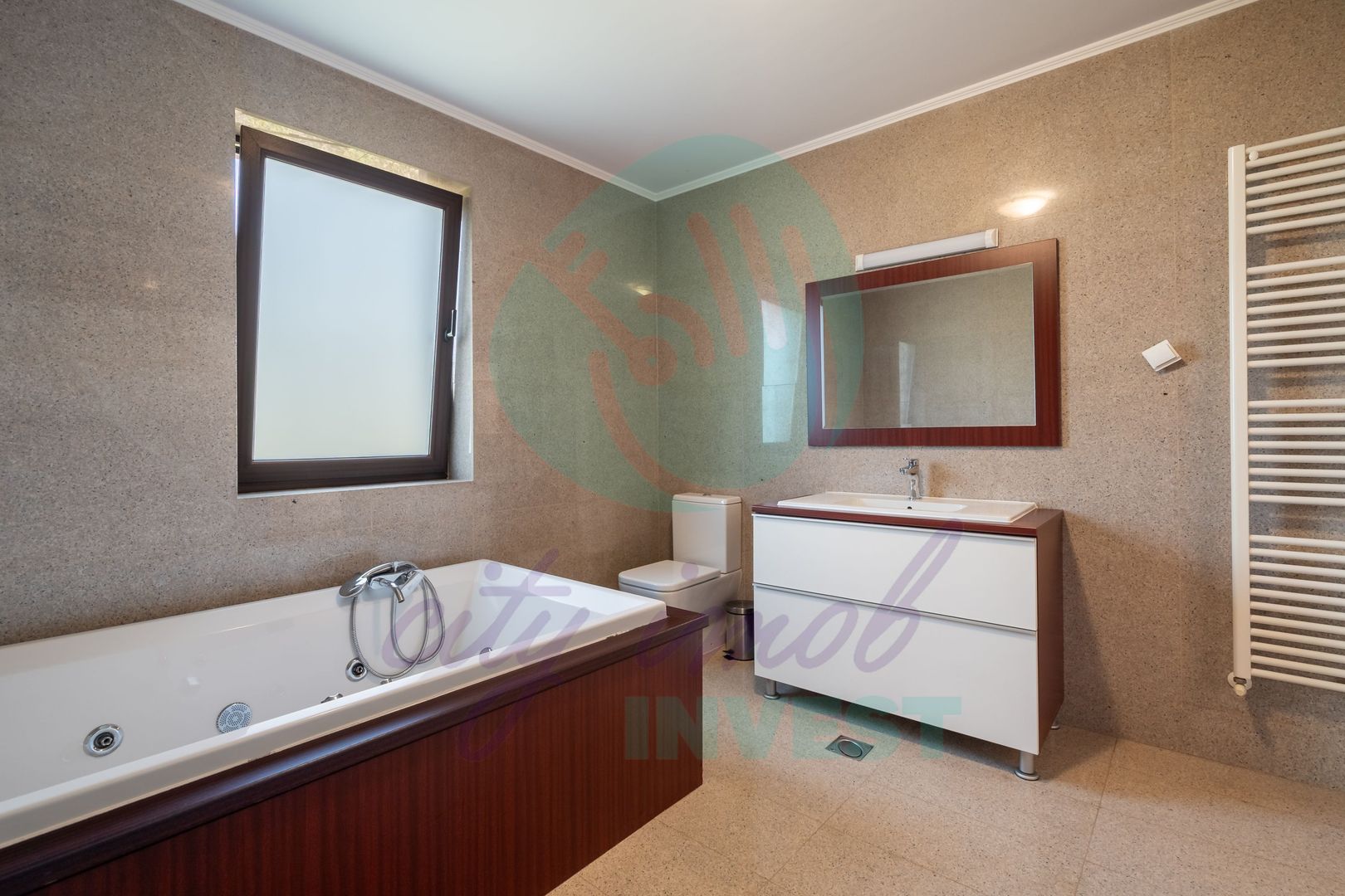 Casa in zona Vitan - Splai, ideala pentru orice tip de activitate sau locuinta - Poză 18
