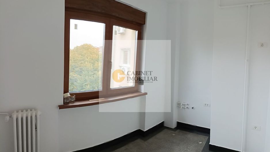 4 camere + boxa | Piata Kogalniceanu | creditabil | et. intermediar - Poză 7