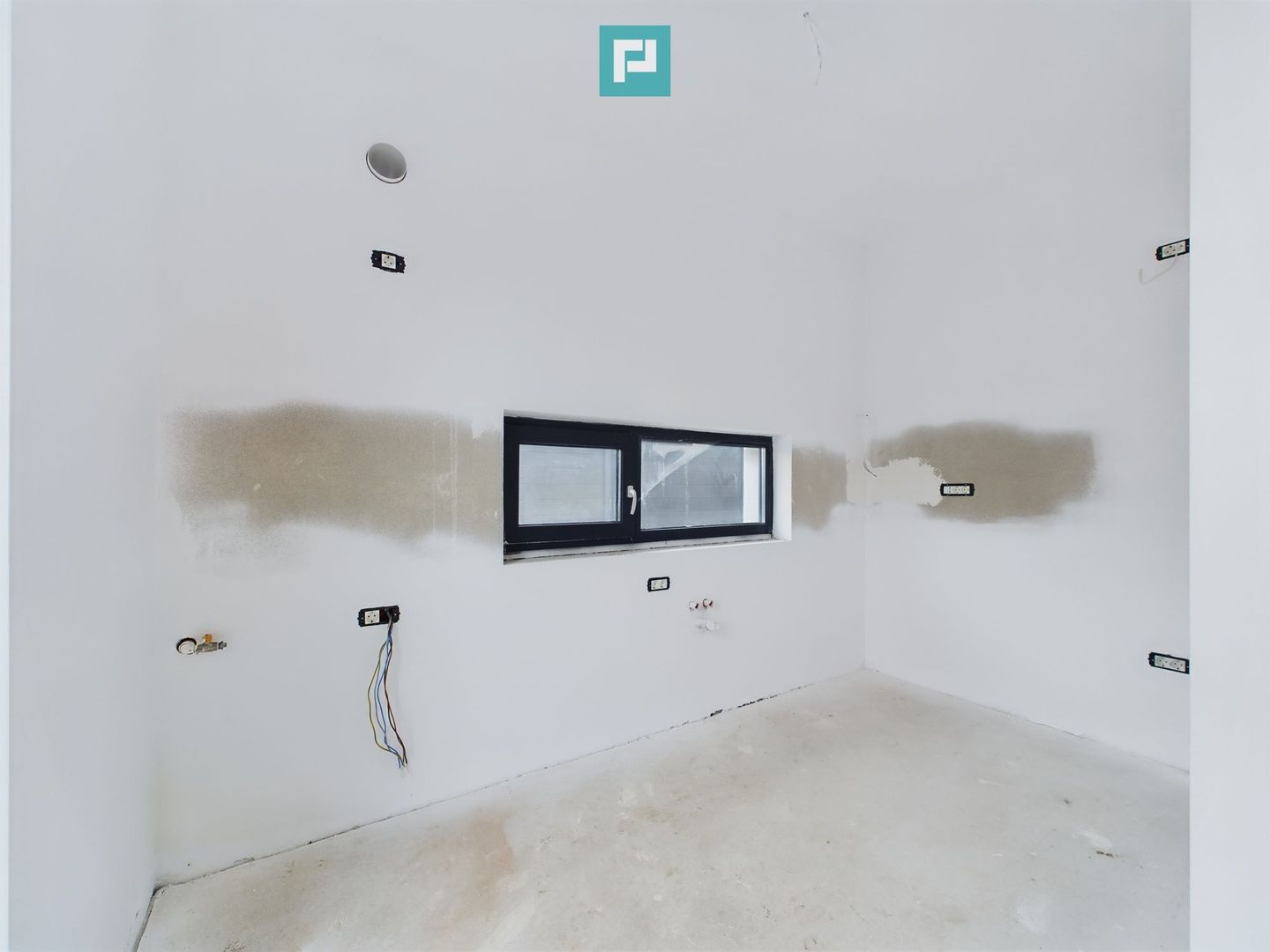 Duplex modern, pe parter, amplasat într-o zonă liniștită din Moșnița Nouă - Poză 5