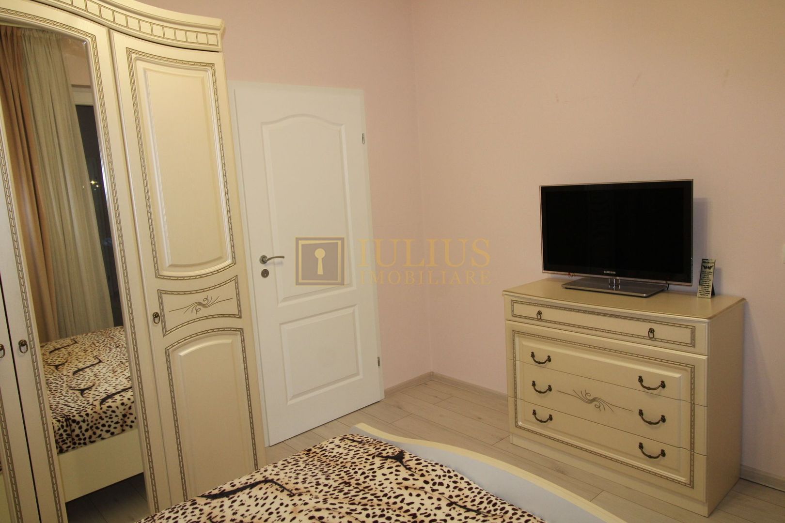 Duplex, 4 camere, mobilat și utilat complet – Moșnița Nouă, cartier Europa - Poză 13