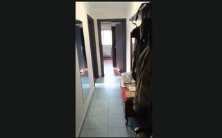 De vanzate - apartament 2 camera ( Mansarda) -zona Centrala - Poză 12