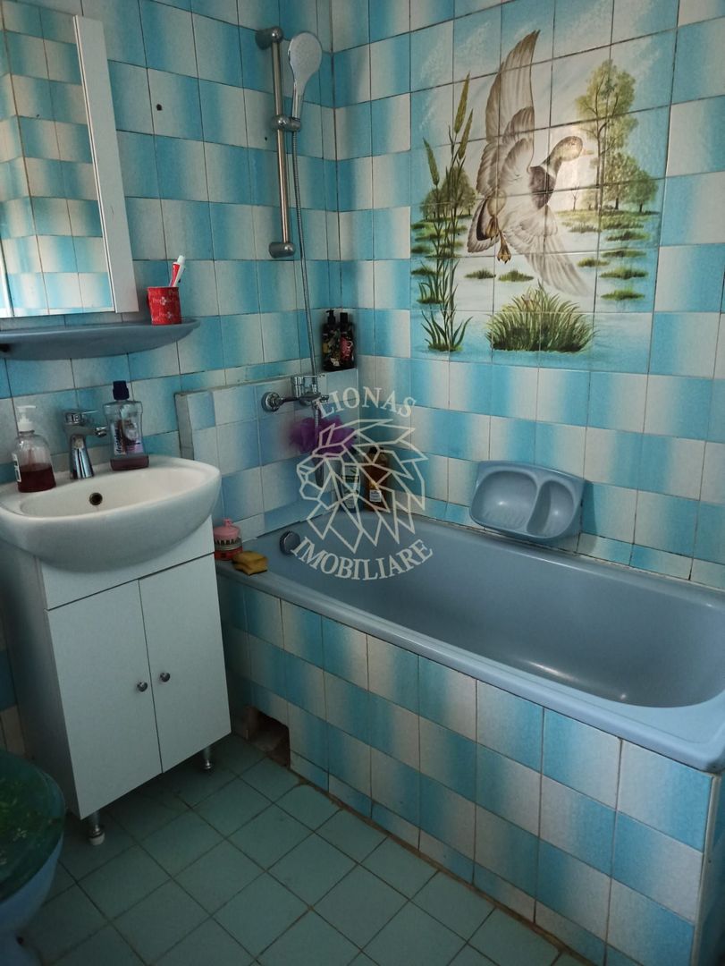 Apartament la casa 3 camere 82 mp- etajul 2- 2 balcoane -Valea Ghinzii - Poză 5