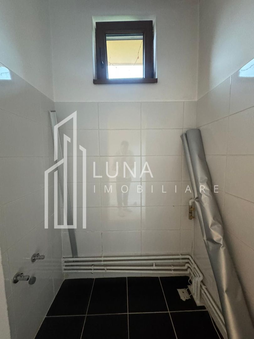 De inchiriat vila cu priveliste spectaculoasa - ideal spatiu comercial - Poză 30