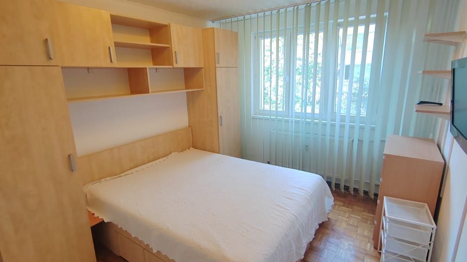 Auchan Titan 2 camere,parcare, mobilat utilat .Pet friendly. - Poză 8