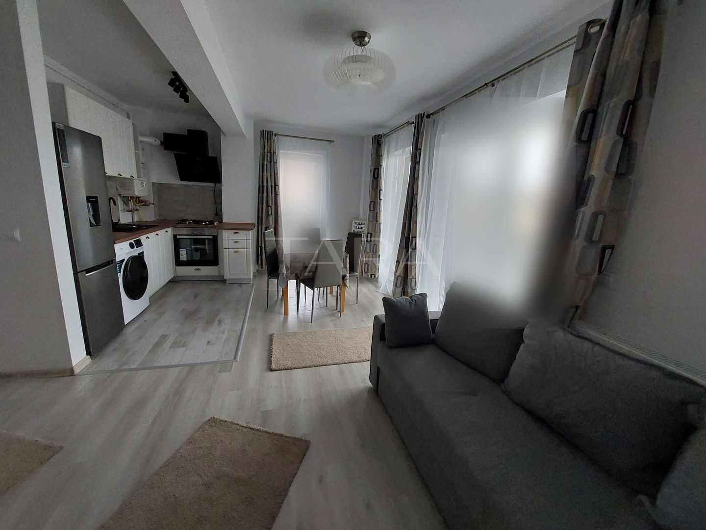 Apartament 2 camere, ultrafinisat, în zona Lidl – ideal pentru locuit. - Poză 3