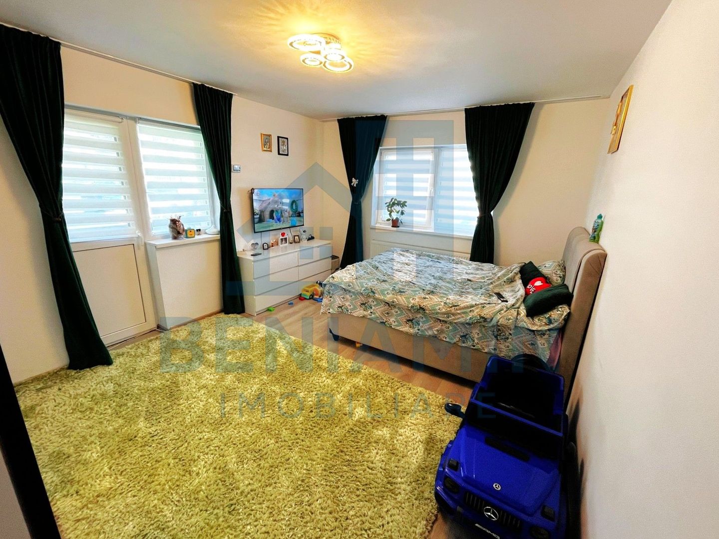 Studio-Parter-38mp-Centrala Termica-Terasa-Sanpetru-Mobilat-Utilat - Poză 1
