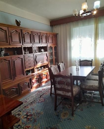 BRASADAS vinde casa cu etaj, 4 camere, central, acces cu masina. - Poză 4