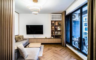 Plaza Mall, 2 camere, decomandat, 60 mp, etaj 2, mobilat, parcare subsol, boxa - Poză 1