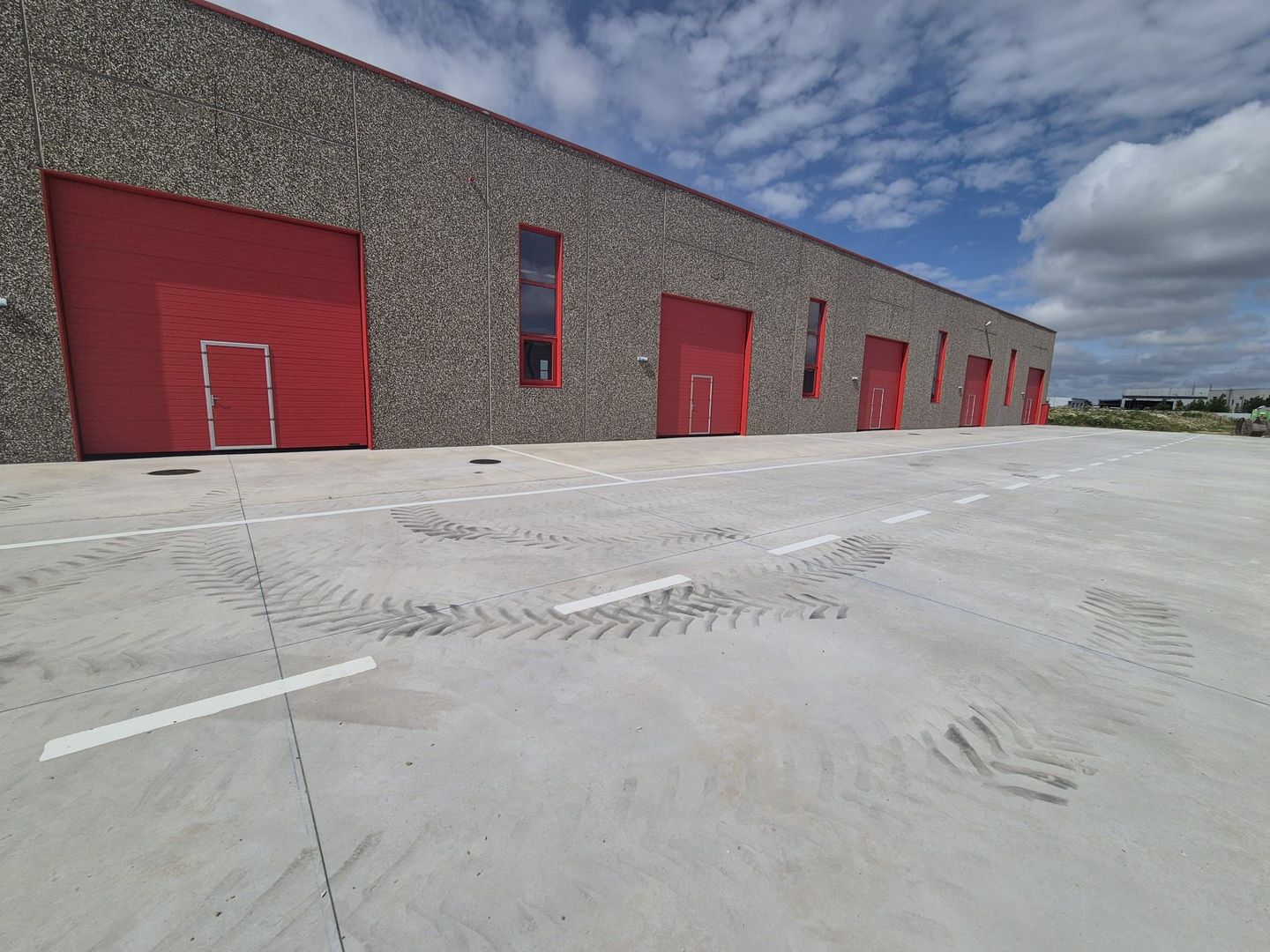 Hală industrială de 1.200 mp de închiriat – Chitila, acces rapid DNCB - Poză 1