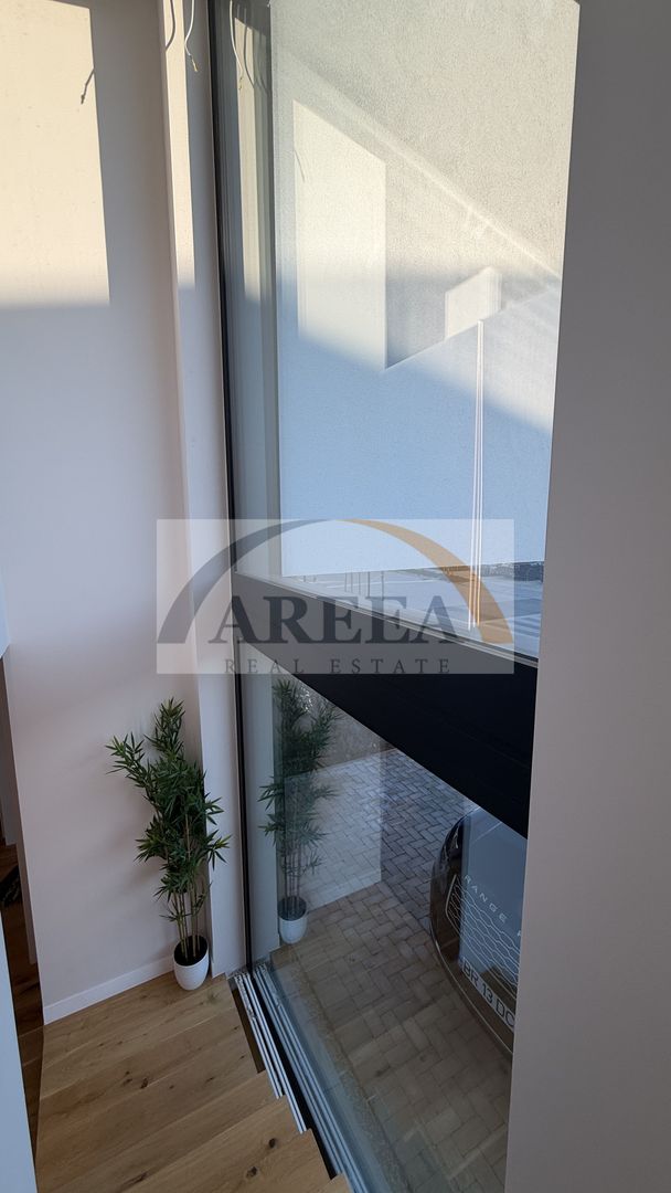 Vila 5 camere complex residential Tunari - Poză 27