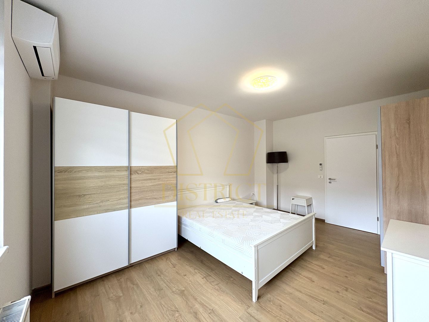 Apartament mobilat si utilat cu 2 camere | Giroc | Eso Petrol - Poză 1