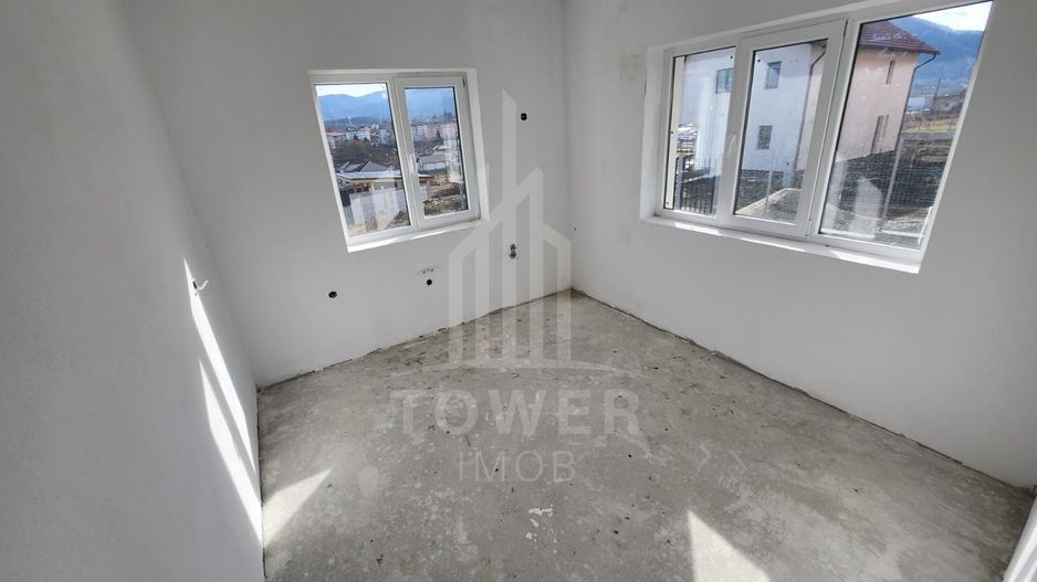 Casa cu 5 camere decomandate 2 bai 255 teren - Poză 4