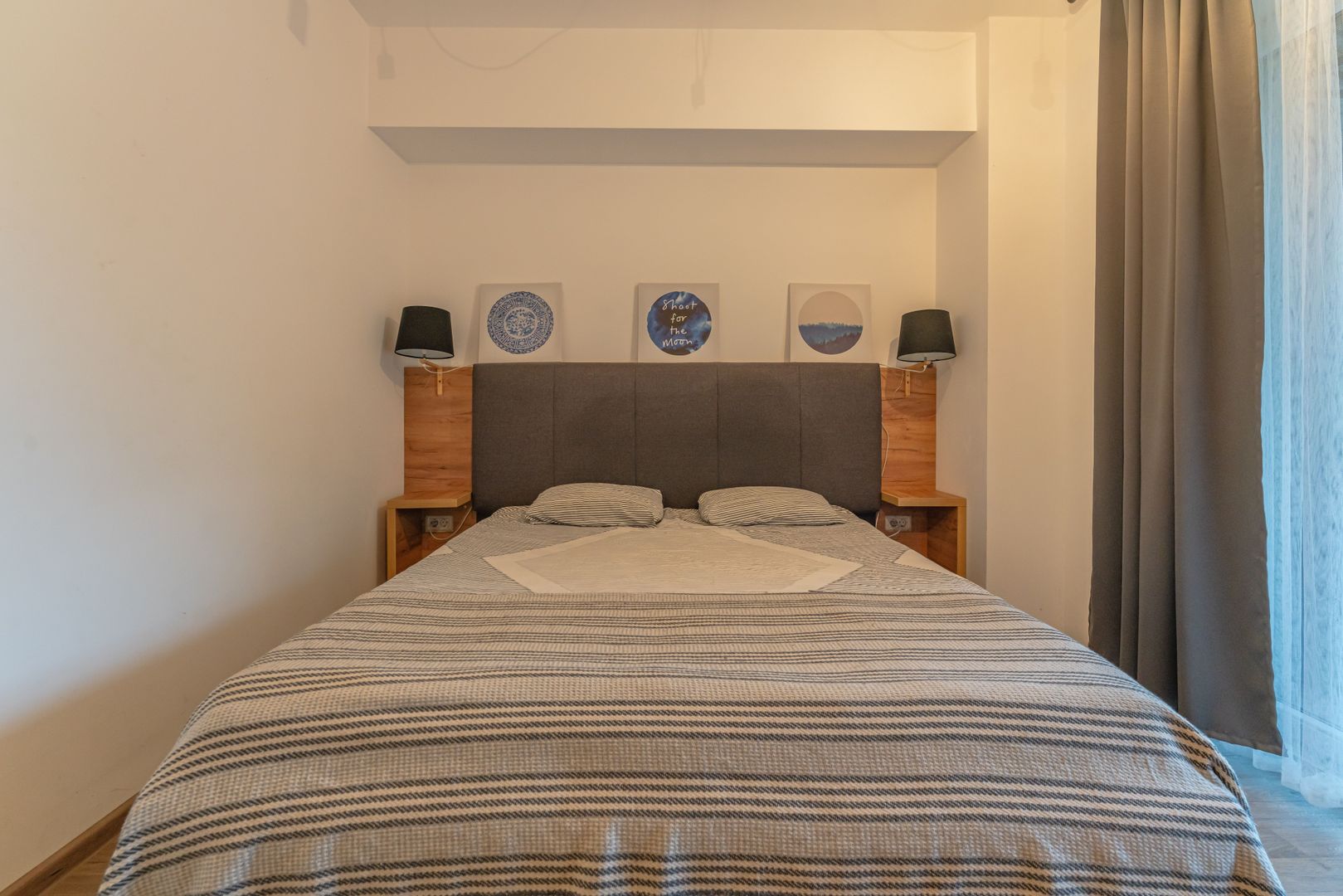 2 camere decomandat mobilat utilat cu gradina - Poză 4