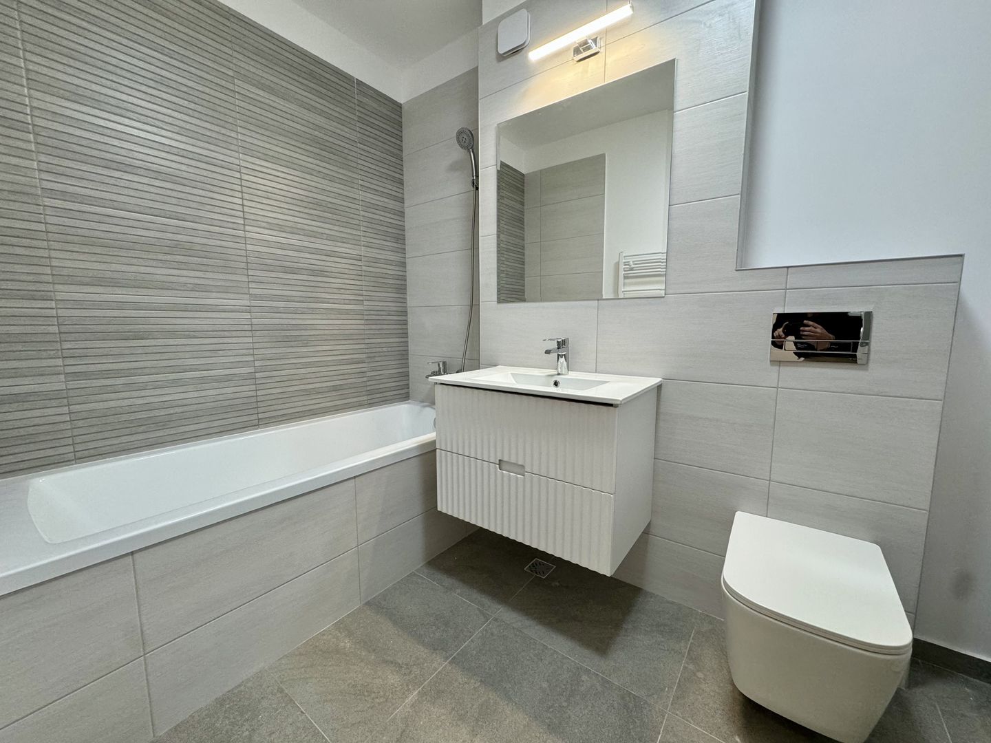 Apartament 3 camere nou | Sfantul Gheorghe zona centrala - Poză 10