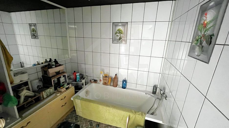 Casa Deosebita 3Camere 3Bai 1460mp Teren Garaj Piscina Bariera Valcii - Poză 8