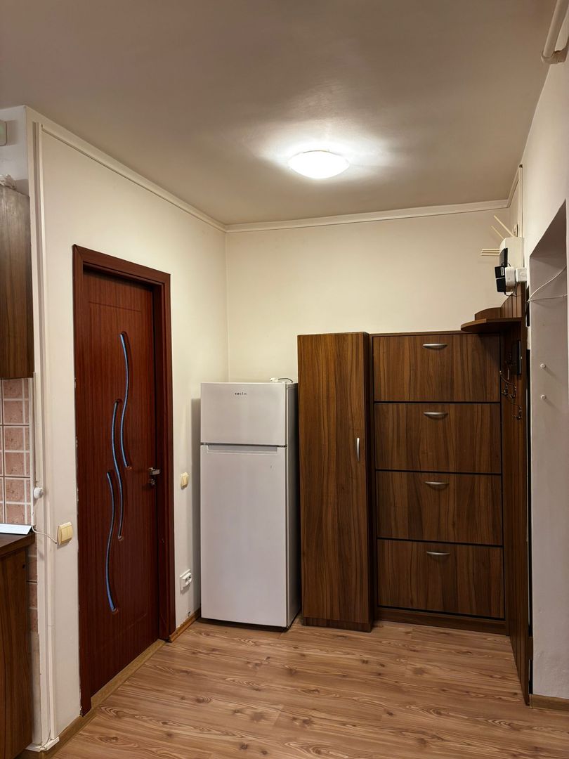 AP. 2 CAMERE- APARATORII PATRIEI, PARCARE INCLUSA, METROU 8 MINUTE - Poză 8
