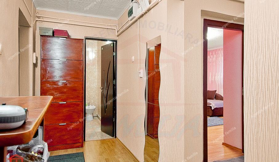 Apartament spatios, renovat, 4 camere, decomandat, etaj 4, Micro 39 - Poză 17