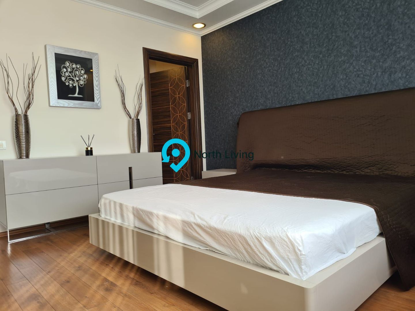 Chirie 3 Camere / Mobilat Nou Modern /  Piscina si Loc de Joaca - Poză 12