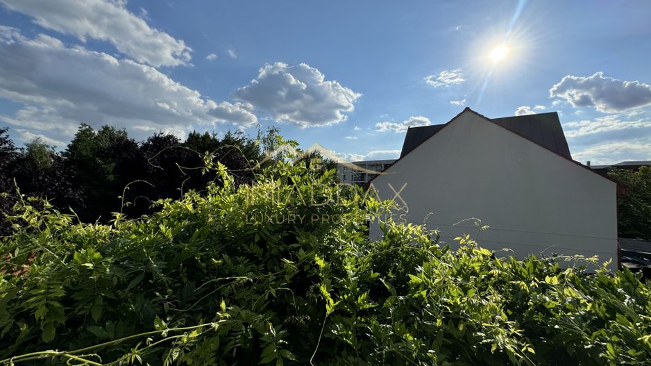 Vila Individuala _7 camere***Piscina***Teren 1000 mp//Erou Iancu Nicolae - Poză 45