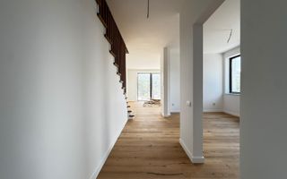 Oportunitate, casa individuala cu priveliste spre padure, Faget - Poză 3