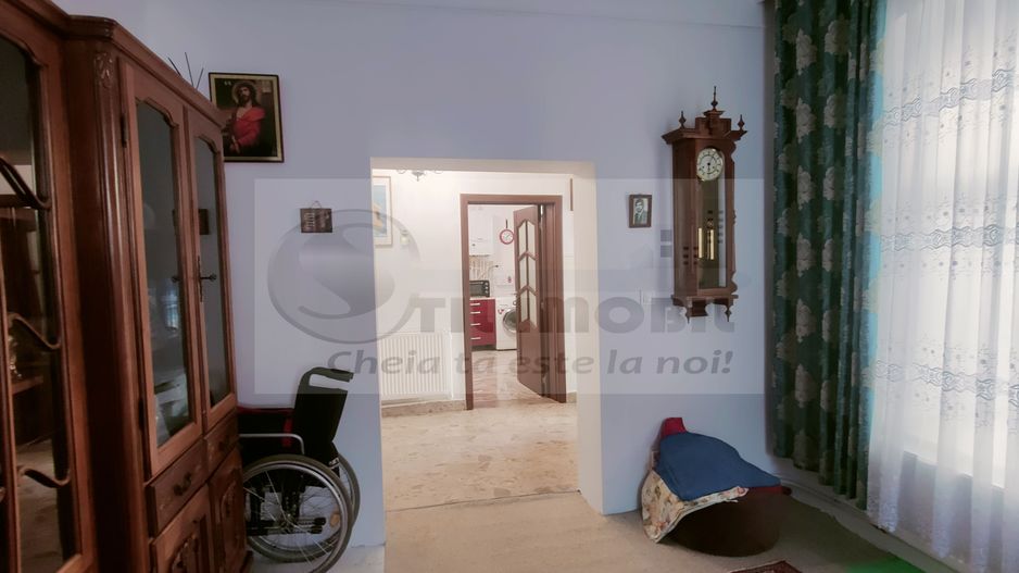 APARTAMENT ULTRACENTRAL , PIATA UNIRII, CUZA VODA 70 MP PLUS CURTE - Poză 11