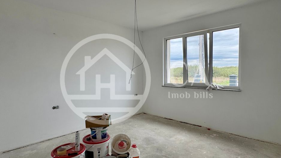 Casă cu 4 camere de vânzare in localitatea Oșorhei, Bihor - Poză 9