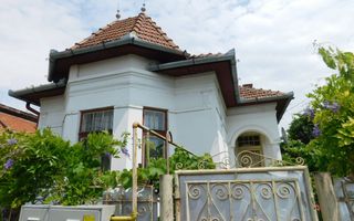 Casă cu arhitectură deosebită de vânzare, cu 800 mp teren, lângă Dedeman - Poză 3