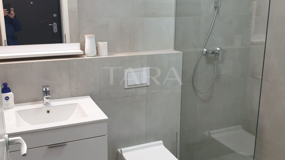 Apartament cu 3 camere de inchiriat in zona Semicentrala - Poză 11