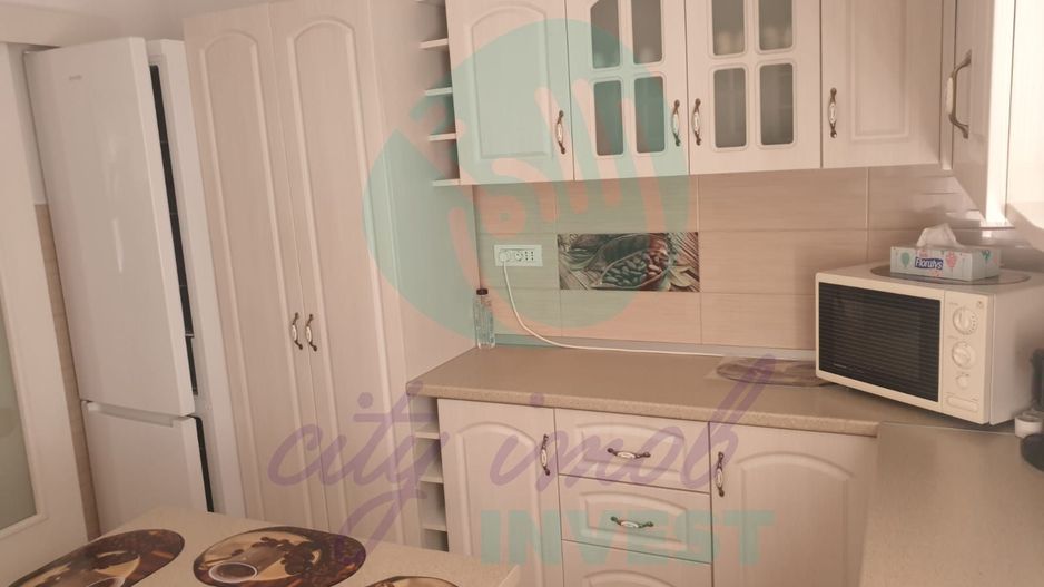 4 camere decomandate in zona Mall Vitan - Poză 3