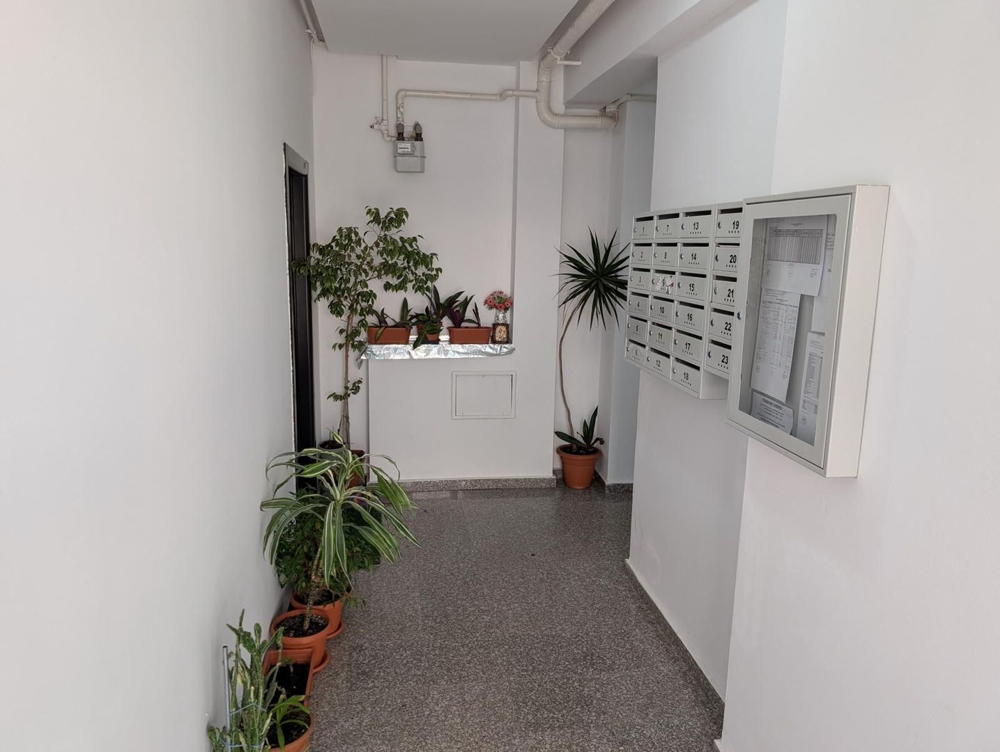 De închiriat apartament 2 camere - Militari Residence + Loc de parcare - Poză 7