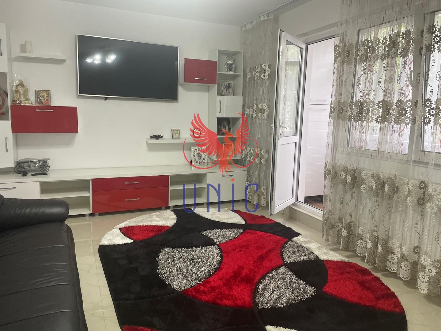 4 camere decomandate, etaj 2, centrala termica - Valea Rosie - Poză 1