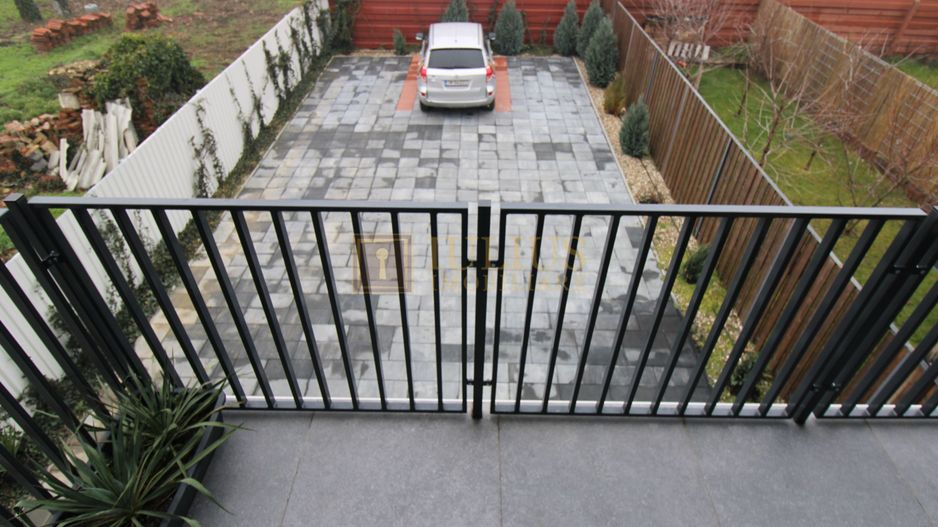 Ciarda Rosie-Buziasului; centrala proprie, loc parcare. - Poză 1