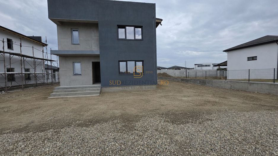 Vila individuala cu 5 camere, finisata premium, teren 420 mp, Vidra - Poză 2