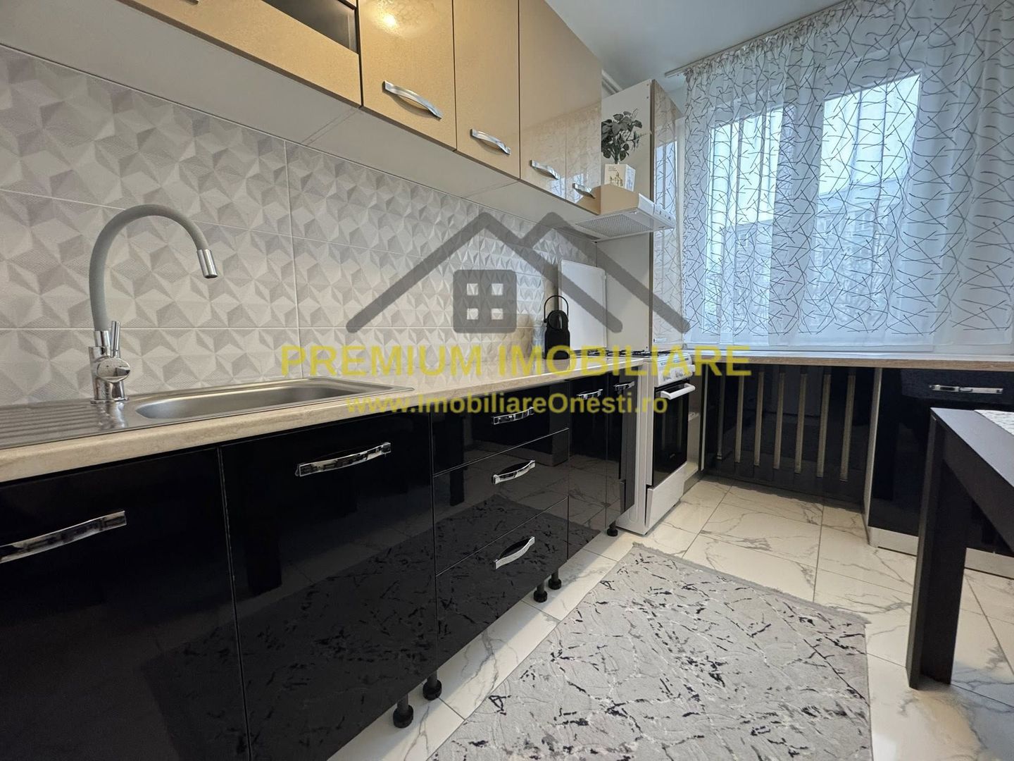 Apartament 2 Camere - Zona Ultracentrala - Renovat - Mobilat - Utilat - Poză 7