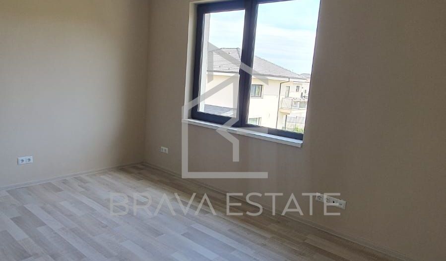 Casa individuală, 139mp,2 niveluri,balcon, parcare, semifinisata, Dezmir - Poză 5