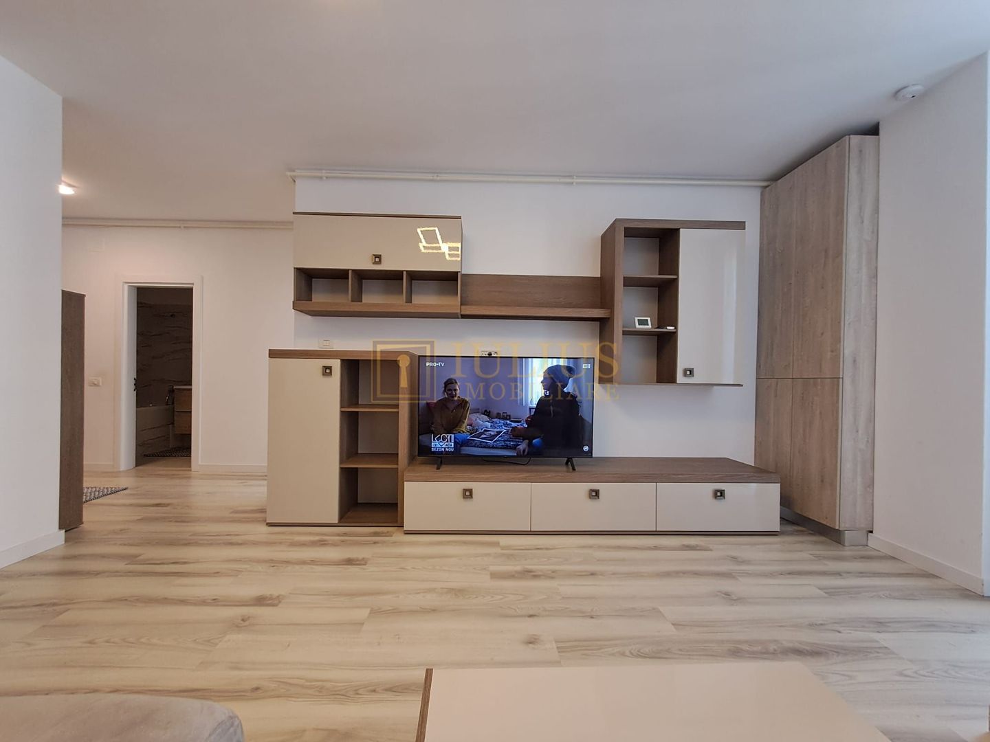 2 camere, bloc nou, loc de parcare-Campeador Residence - Poză 1