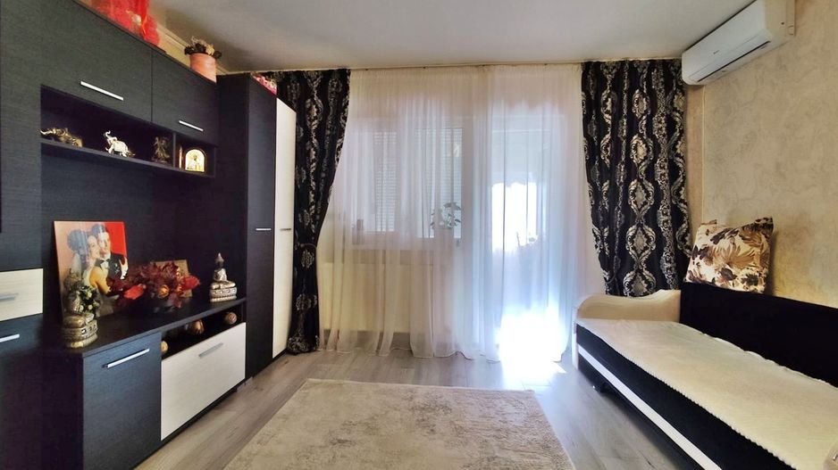 Apartament 2 camere, 51 mp, parcare, zona Nufarul, Oradea - vanzare - Poză 1