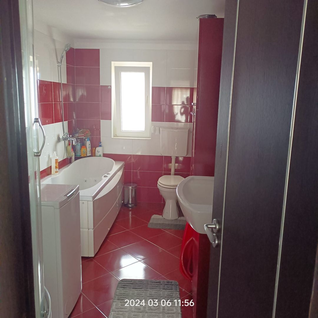 De vanzare! Apartament frumos si spatios pe strada Campului - Poză 6