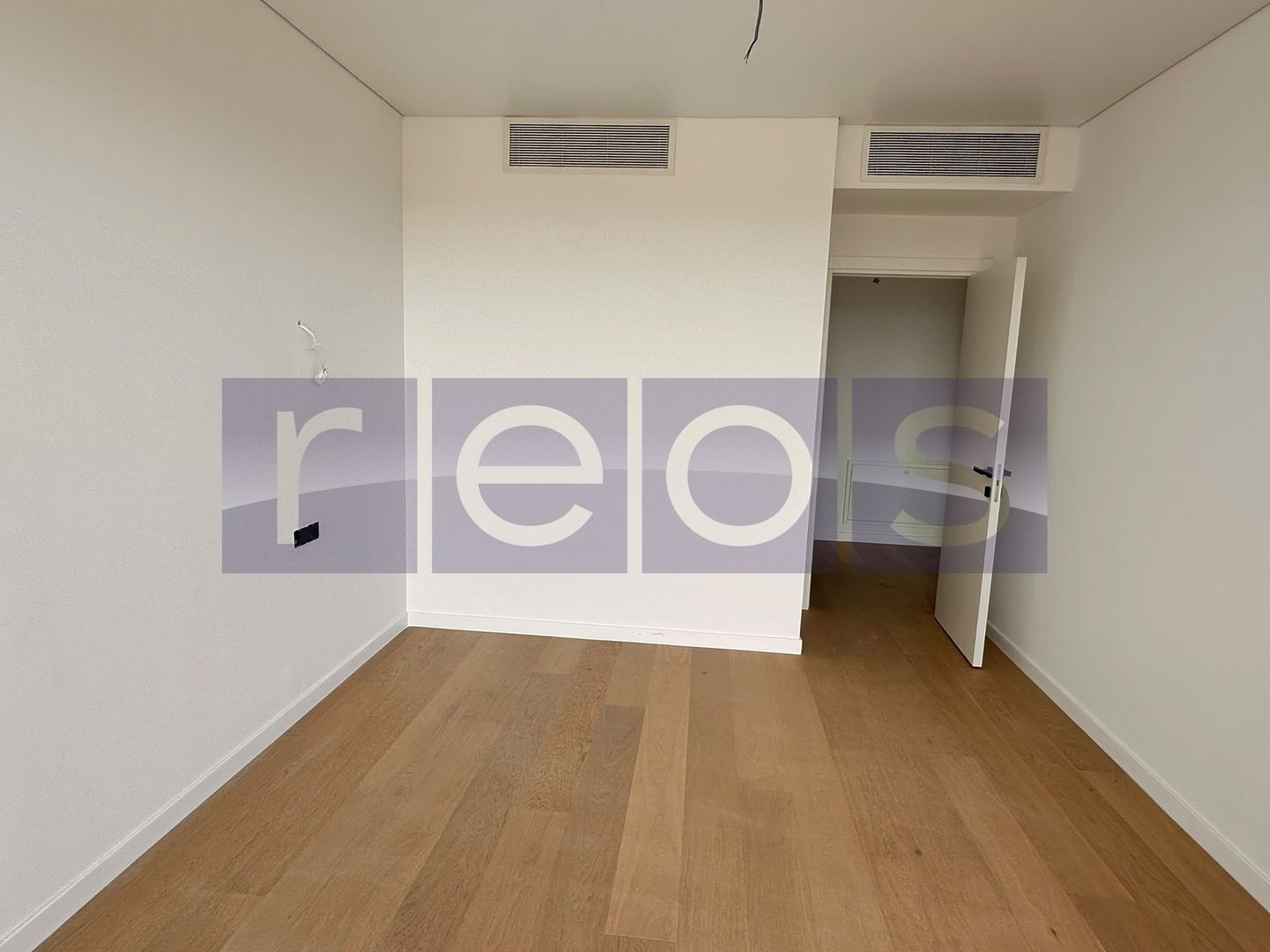 APARTAMENT DEOSEBIT 2 CAMERE | ONE HIGH DISTRICT | 57MP | TERASA 15MP - Poză 7