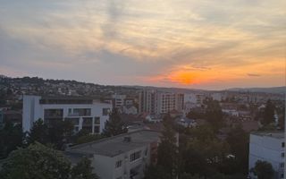 EXCLUSIVITATE.  Apartament decomandat, 2 camere, central Gheorgheni. - Poză 1