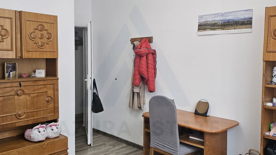 Apartament 3 camere 54 mp utili balcon si parcare privata Selimbar - Poză 7