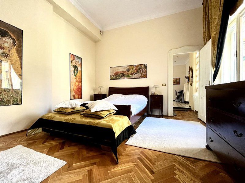 Tur virtual-2 camere, elegant arhitectural,  vedere in Piața Victoriei - Poză 16