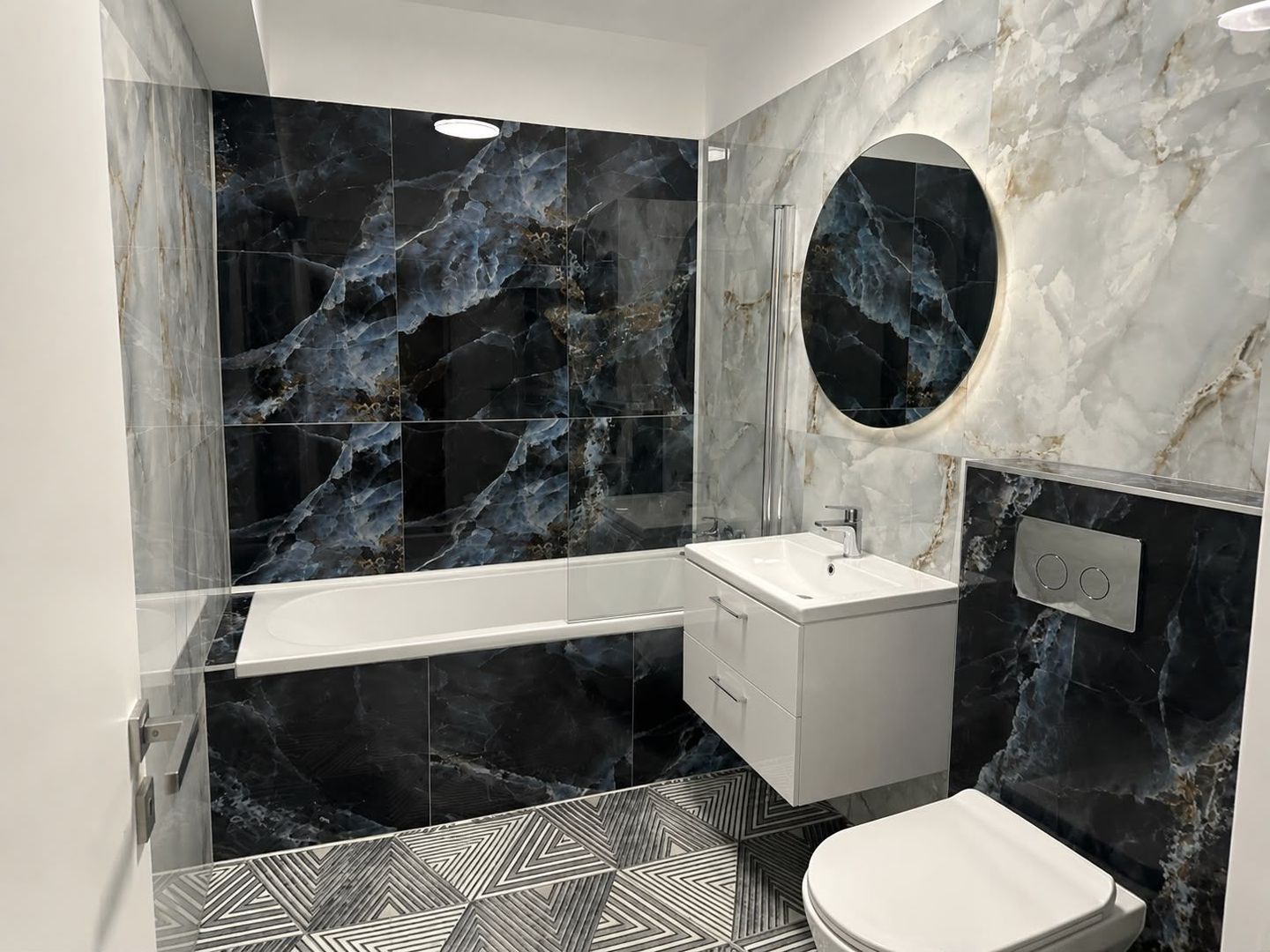 APARTAMENT 3 CAMERE / GHICA APARTAMENTS - Poză 5