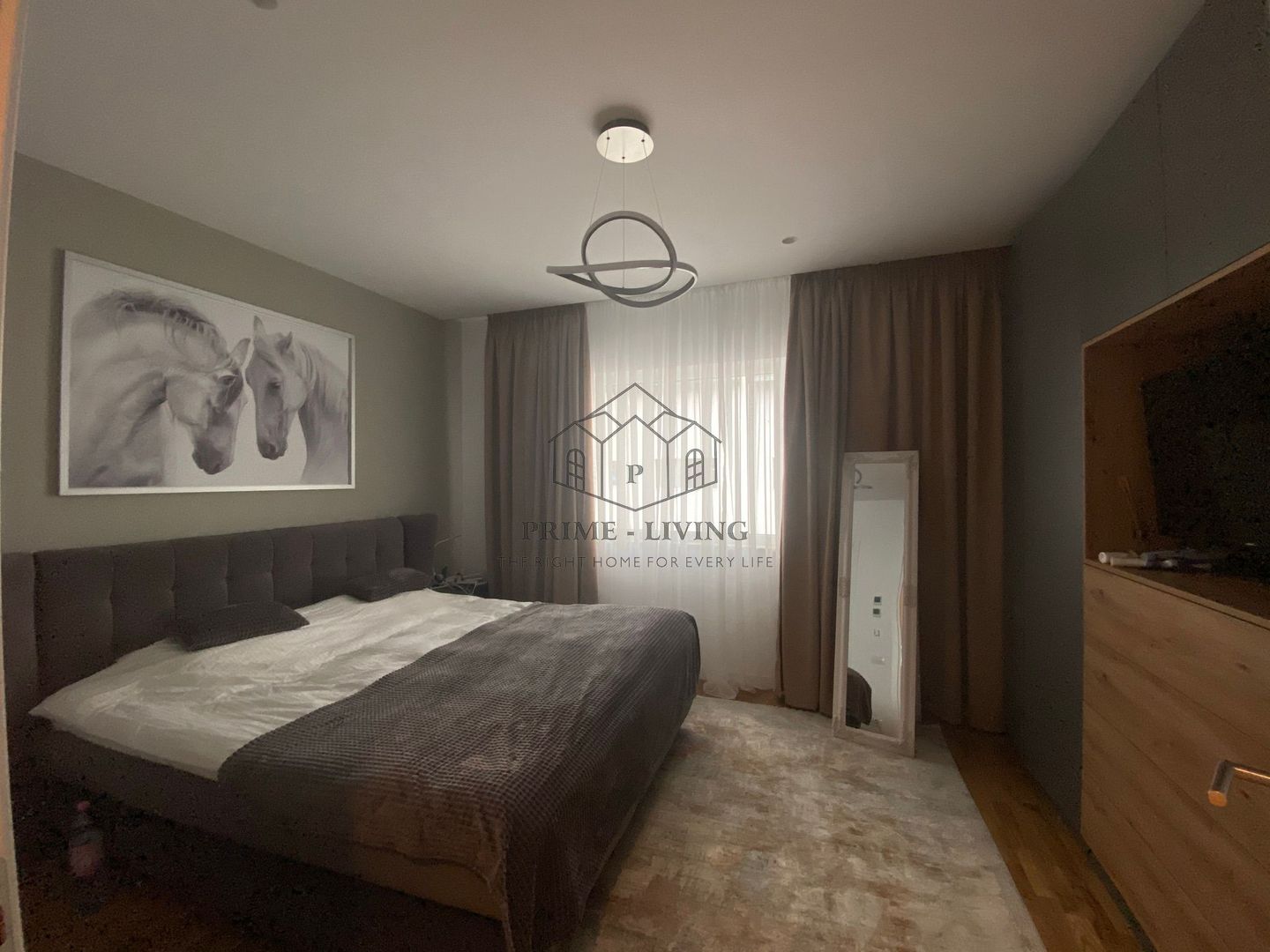 Vila in complex imobiliar - Poză 3