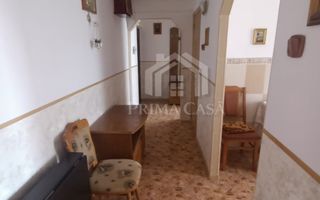 Apartament cu 3 camere zona Pod etaj 2 din 4 confort 1 cu imbunatatiri - Poză 8