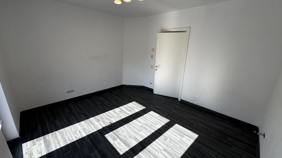 Vila 3 apartamente / 9 camere  Piata Unriii - Parcul Carol IM603 - Poză 11