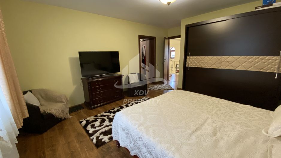 Vila  Frumoasa , Sibiu ,6 camere , 5 Bai , mobilata ,utilata - Poză 45