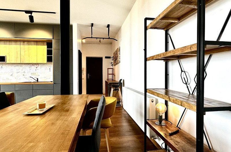 Apartament cu 2 camere, priveliște spre pădure, cochet si primitor, zona Lipovei - Poză 13